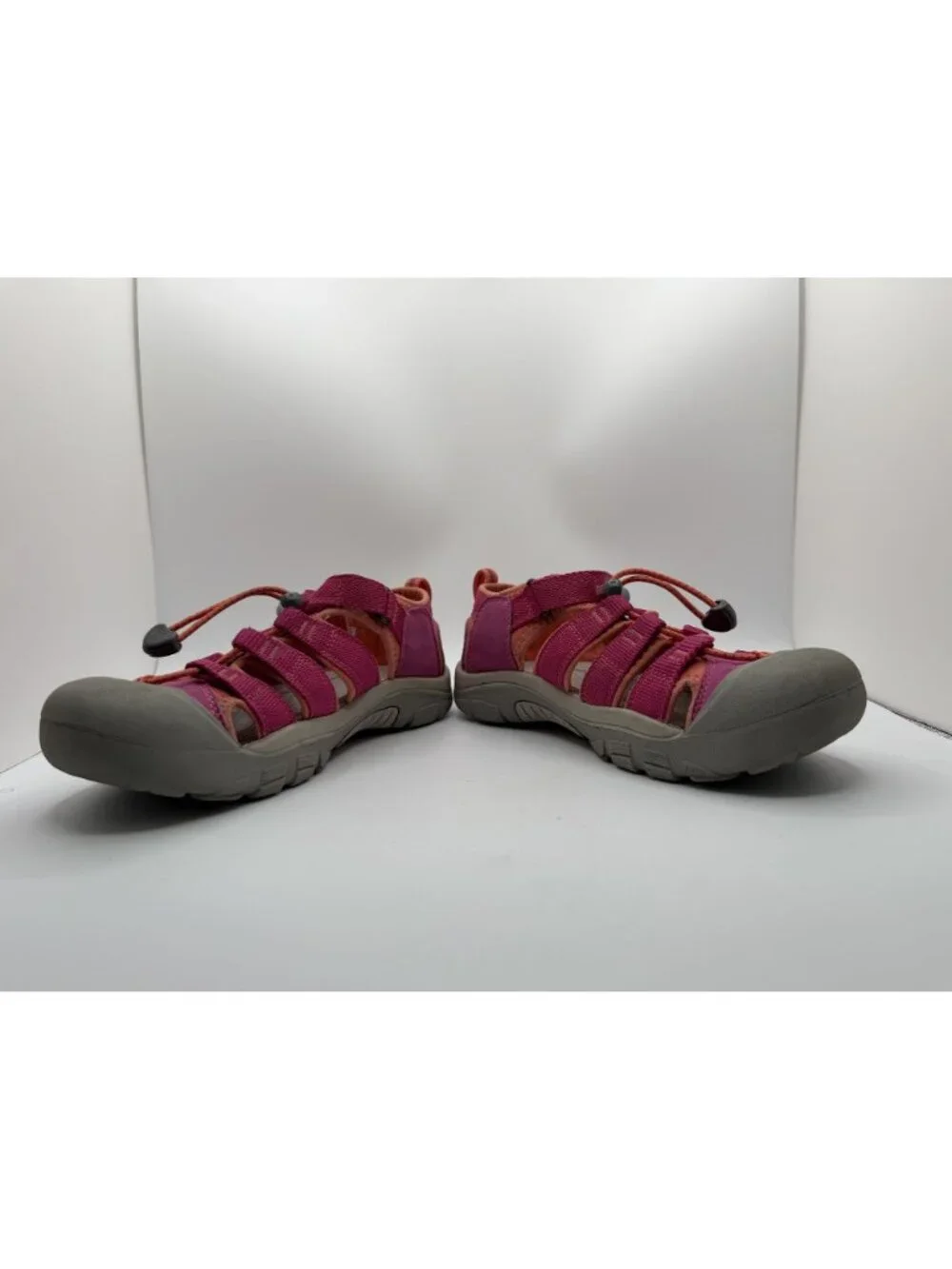 Keen Kids' Newport H2 Water Sandals Size 4 Very Berry Closed Toe Hybrid Shoes